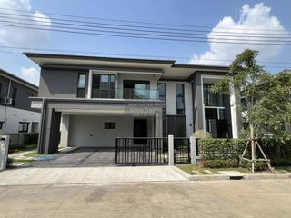 Haus zum Kauf mit 4 Zimmer in Bang Khen, Bangkok