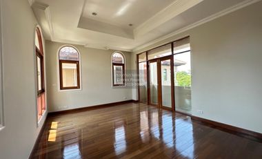 Casa en venta de 4 habitaciones en Bang Khun Thian, Bangkok