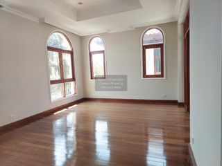 Casa en venta de 4 habitaciones en Bang Khun Thian, Bangkok