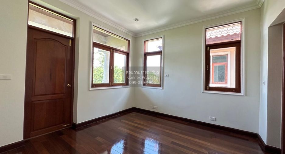 Casa en venta de 4 habitaciones en Bang Khun Thian, Bangkok