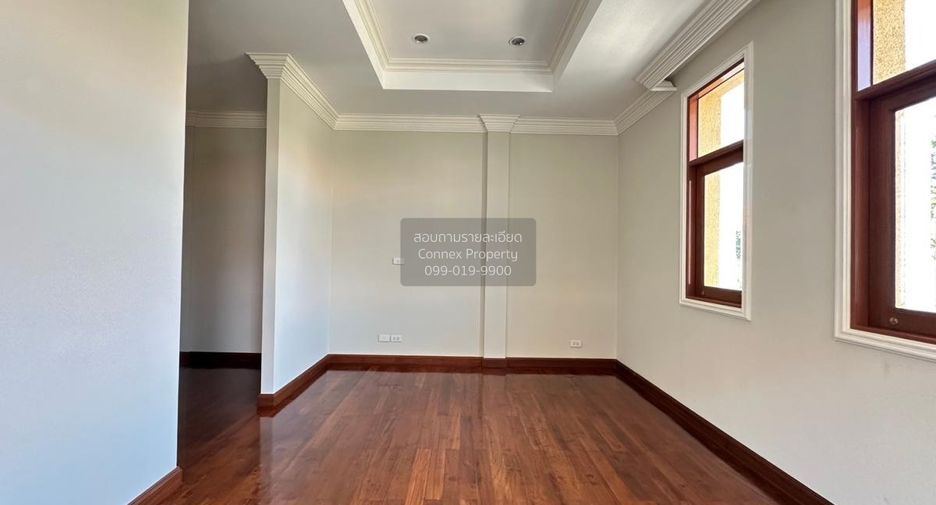 Casa en venta de 4 habitaciones en Bang Khun Thian, Bangkok