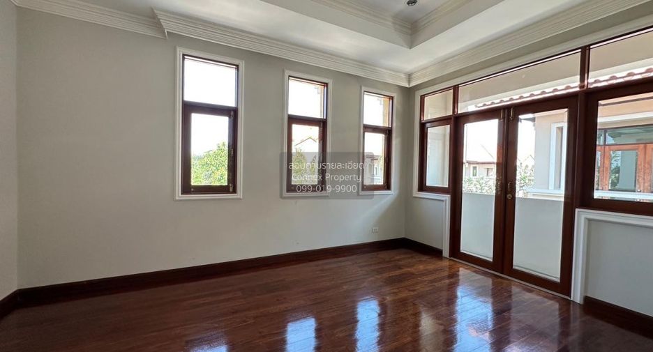 Casa en venta de 4 habitaciones en Bang Khun Thian, Bangkok