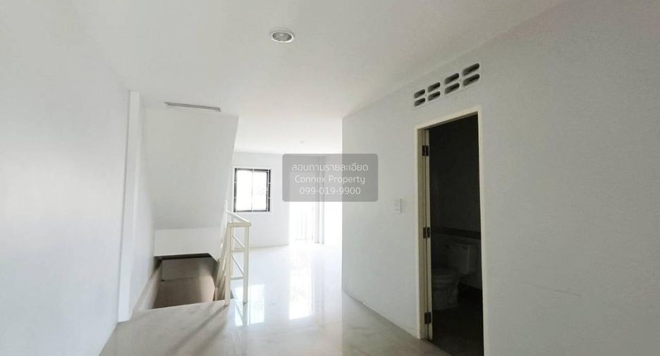 For sale 3 ベッドルーム townhouse in Nong Khae, Saraburi