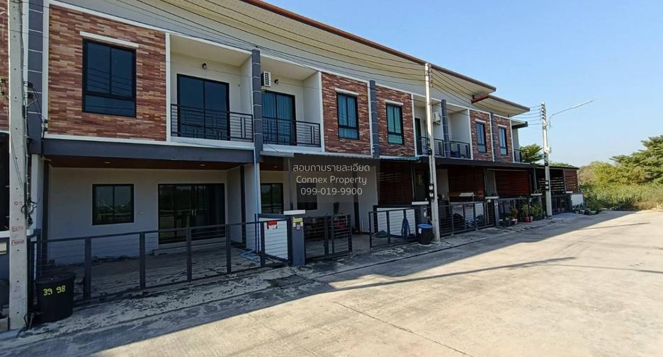 For sale 3 ベッドルーム townhouse in Nong Khae, Saraburi