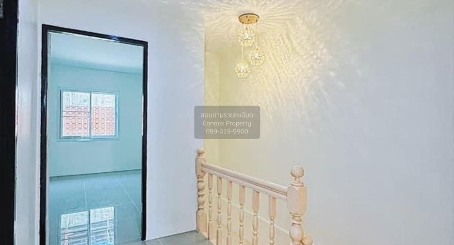 À vendre 5 chambres maison de ville à Krathum Baen, Samut Sakhon