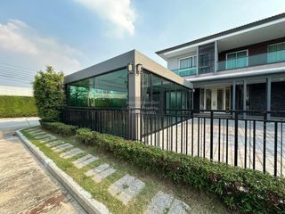 Casa en venta de 3 habitaciones en Thawi Watthana, Bangkok