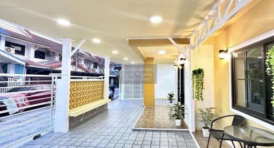 Reihenhaus zum Kauf mit 5 Zimmer in Bang Bua Thong, Nonthaburi