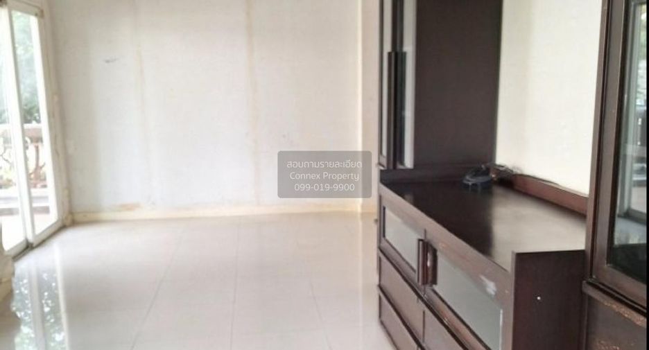 Haus zum Kauf mit 3 Zimmer in Lat Krabang, Bangkok