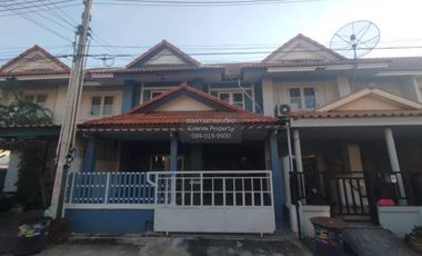 For sale 3 ベッドルーム townhouse in Mueang Chachoengsao, Chachoengsao