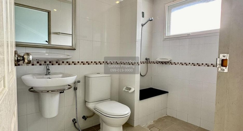 Haus zum Kauf mit 4 Zimmer in Bang Bua Thong, Nonthaburi