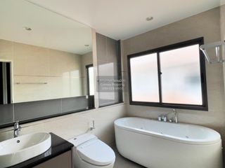 Casa en venta de 4 habitaciones en Thawi Watthana, Bangkok