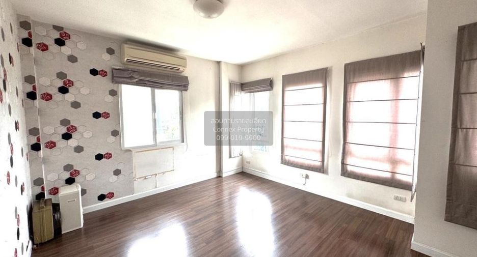 Casa en venta de 3 habitaciones en Bang Khun Thian, Bangkok