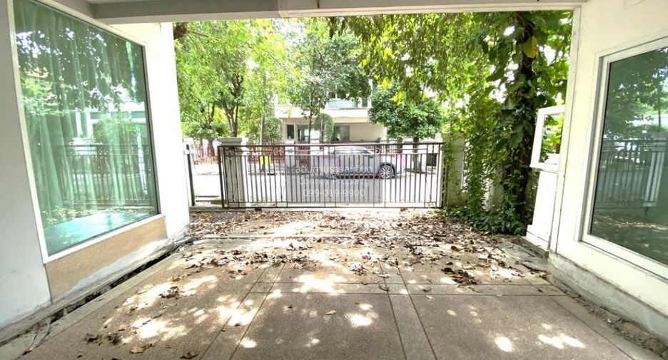 Casa en venta de 4 habitaciones en Khan Na Yao, Bangkok
