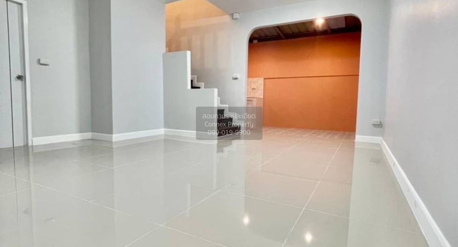 For sale 3 bedrooms townhouse in Bang Bua Thong, Nonthaburi