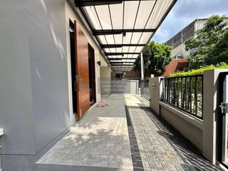 Haus zum Kauf mit 5 Zimmer in Bang Bon, Bangkok