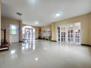 Haus zum Kauf mit 3 Zimmer in Bang Bua Thong, Nonthaburi