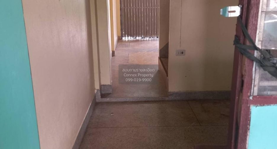 For sale 2 ベッドルーム townhouse in Sam Phran, Nakhon Pathom