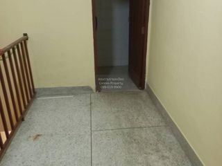For sale 2 ベッドルーム townhouse in Sam Phran, Nakhon Pathom