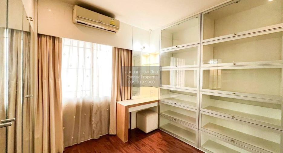 出售 3 卧室 独立屋 在 Phasi Charoen, 曼谷