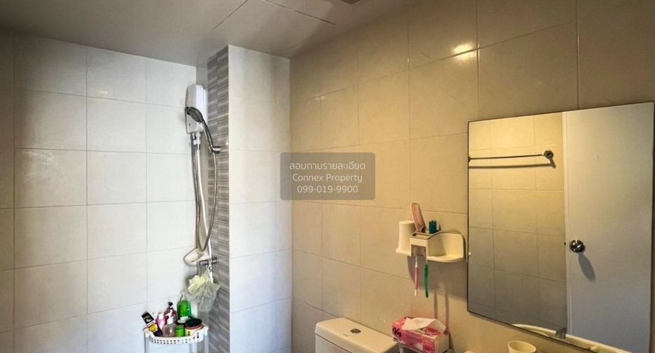For sale 1 bed condo in Mueang Samut Prakan, Samut Prakan