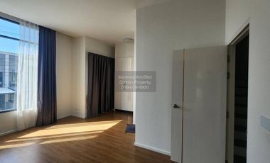 For sale 3 ベッドルーム townhouse in Sai Mai, Bangkok