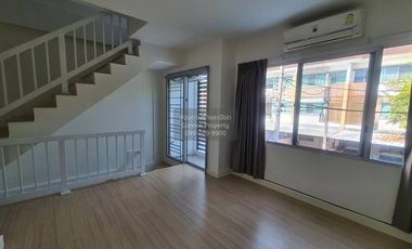 For sale 3 bedrooms townhouse in Bueng Kum, Bangkok