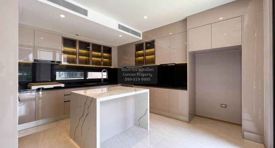 Haus zum Kauf mit 4 Zimmer in Yan Nawa, Bangkok