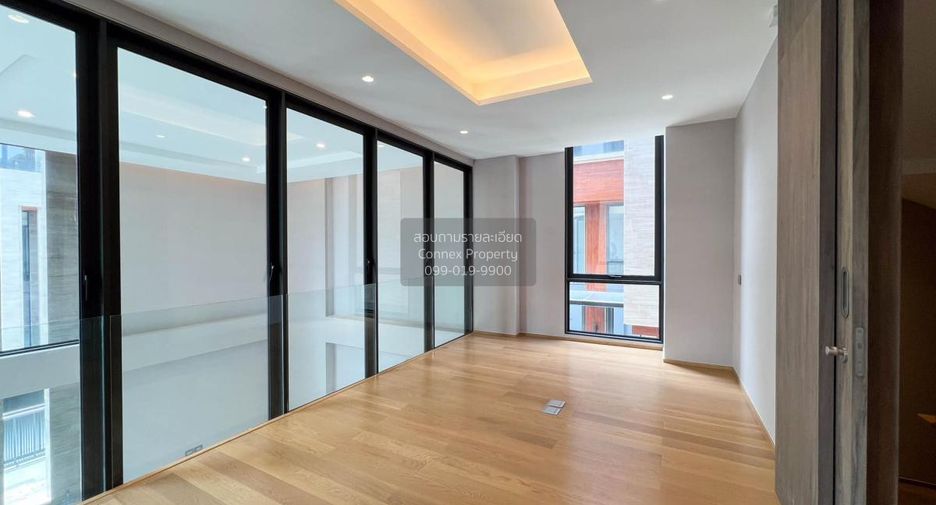 Haus zum Kauf mit 4 Zimmer in Yan Nawa, Bangkok