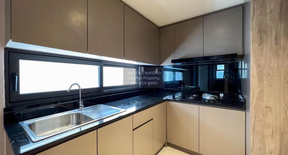 Haus zum Kauf mit 4 Zimmer in Yan Nawa, Bangkok