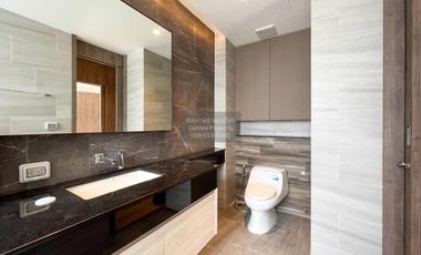 Haus zum Kauf mit 4 Zimmer in Yan Nawa, Bangkok