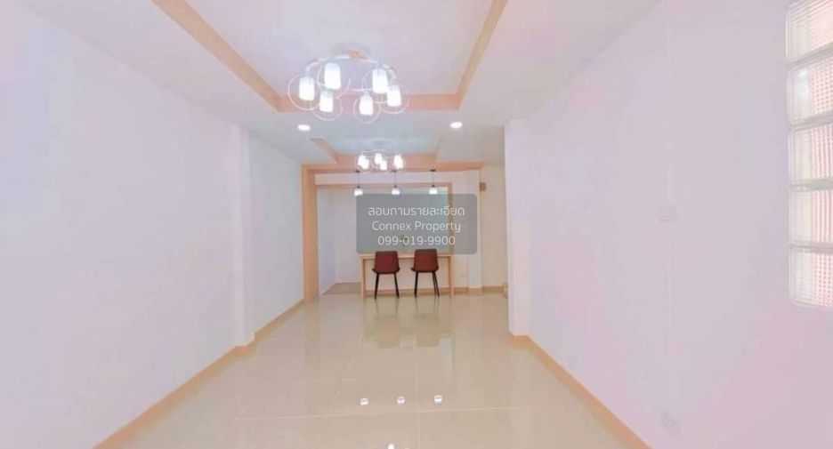 Reihenhaus zum Kauf mit 4 Zimmer in Bang Bua Thong, Nonthaburi