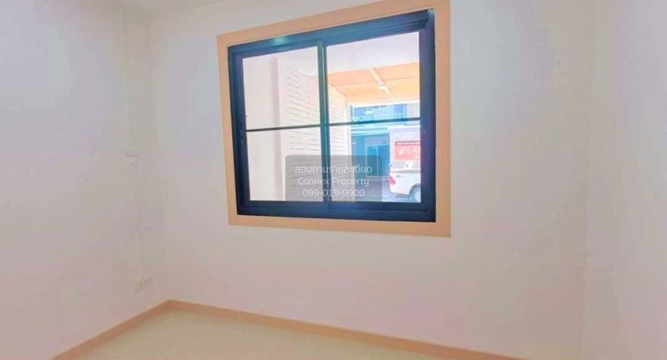 Reihenhaus zum Kauf mit 4 Zimmer in Bang Bua Thong, Nonthaburi