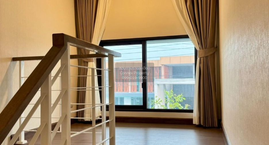 For sale 5 bedrooms house in Mueang Nonthaburi, Nonthaburi