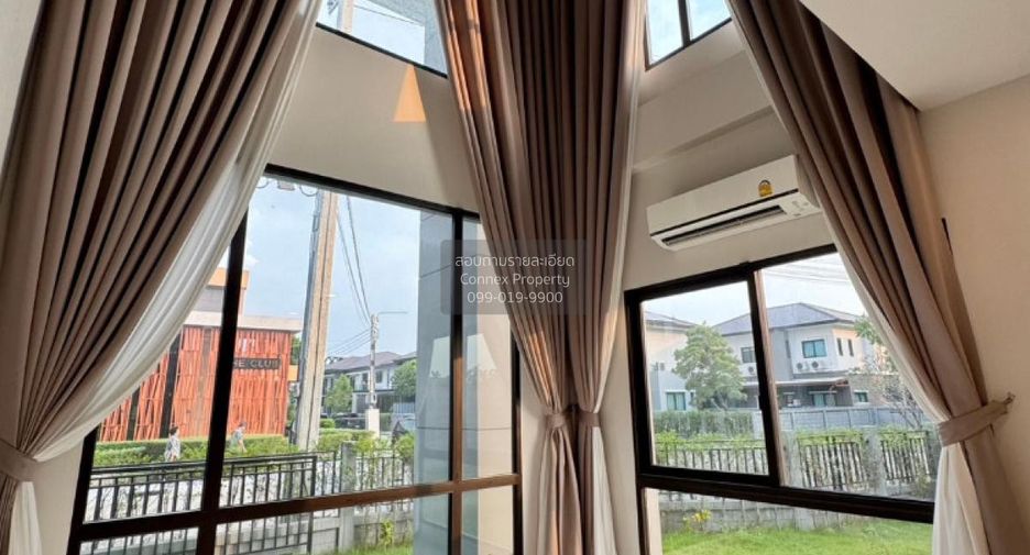 For sale 5 bedrooms house in Mueang Nonthaburi, Nonthaburi