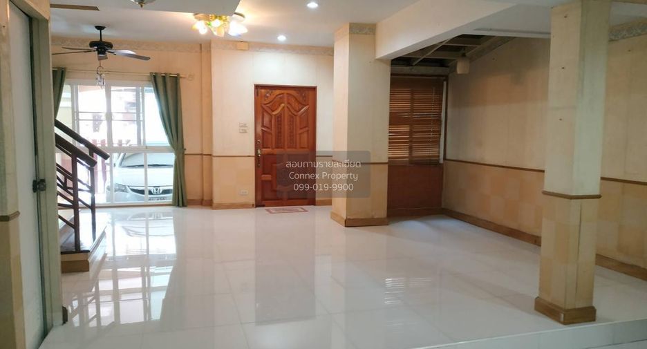 For sale 4 bedrooms house in Chatuchak, Bangkok