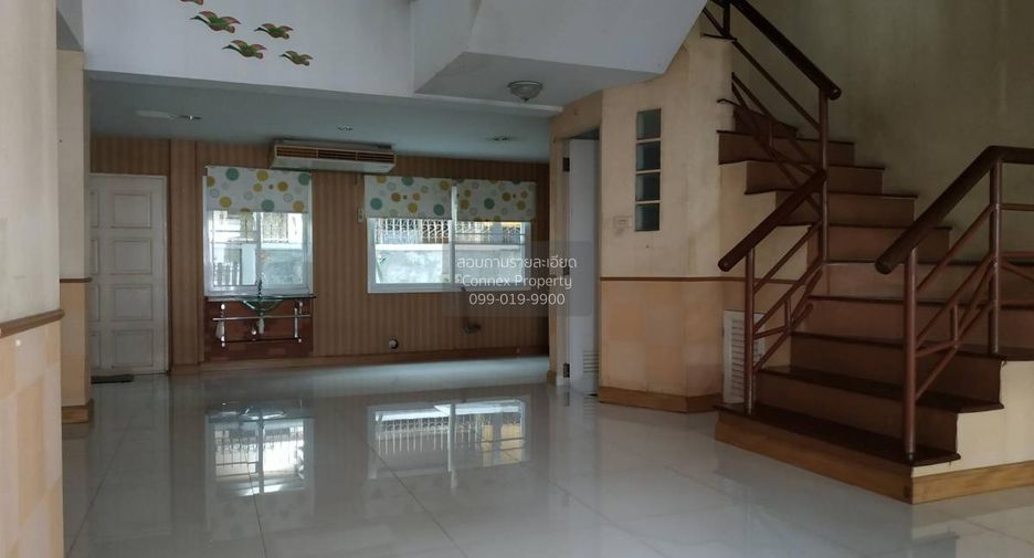 For sale 4 bedrooms house in Chatuchak, Bangkok
