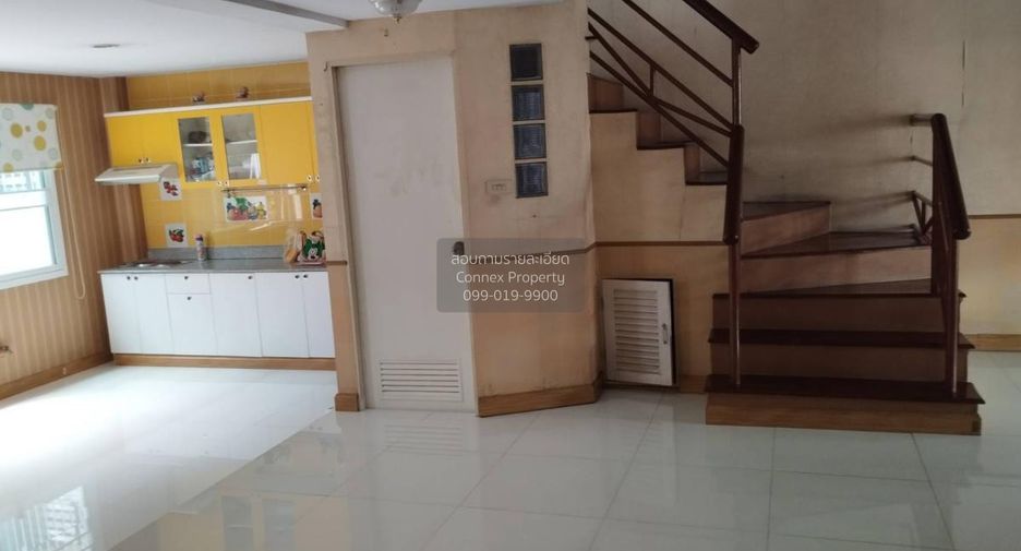 For sale 4 bedrooms house in Chatuchak, Bangkok