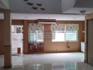 For sale 4 bedrooms house in Chatuchak, Bangkok