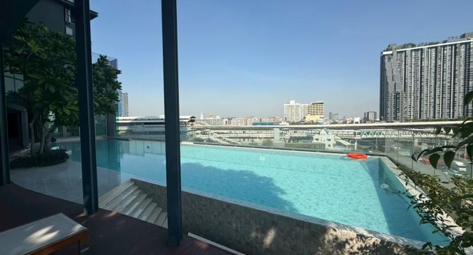For sale 1 bed condo in Thon Buri, Bangkok