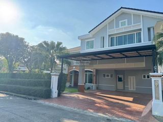 Haus zum Kauf mit 4 Zimmer in Lat Krabang, Bangkok