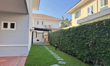 Haus zum Kauf mit 4 Zimmer in Lat Krabang, Bangkok