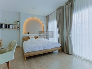 Haus zum Kauf mit 4 Zimmer in Bang Khen, Bangkok