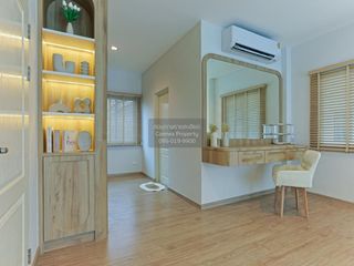 Haus zum Kauf mit 4 Zimmer in Bang Khen, Bangkok