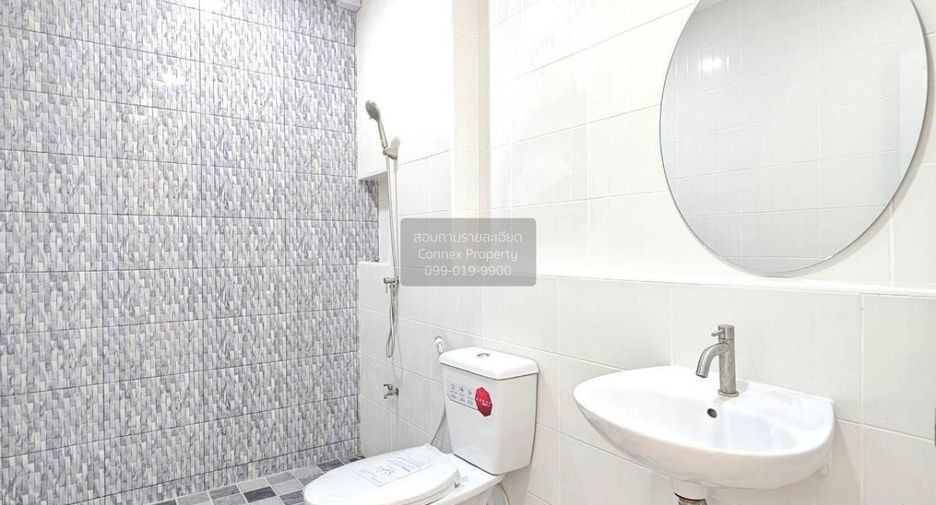 Reihenhaus zum Kauf mit 3 Zimmer in Pak Kret, Nonthaburi