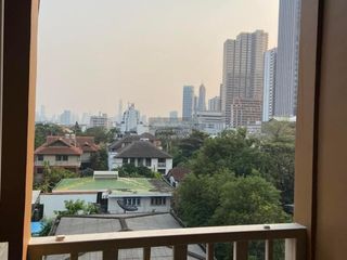 For sale 1 bed condo in Phaya Thai, Bangkok