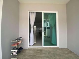 For sale 3 ベッドルーム townhouse in Sam Phran, Nakhon Pathom