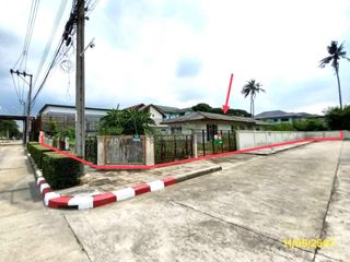 Haus zum Kauf mit 4 Zimmer in Bang Bon, Bangkok