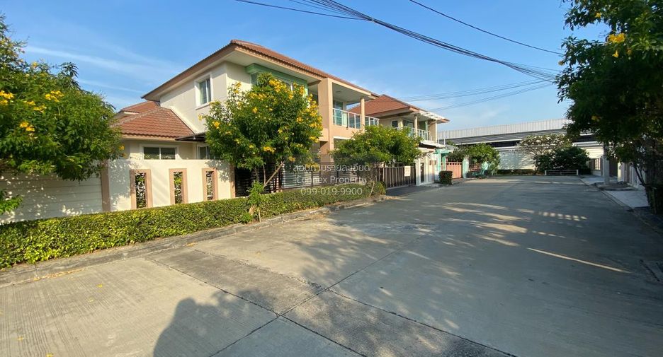 出售 4 卧室 独立屋 在 Sai Noi, Nonthaburi