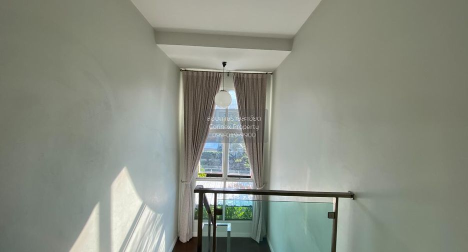 出售 4 卧室 独立屋 在 Sai Noi, Nonthaburi