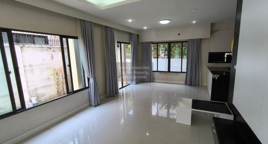 Haus zum Kauf mit 4 Zimmer in Sai Mai, Bangkok